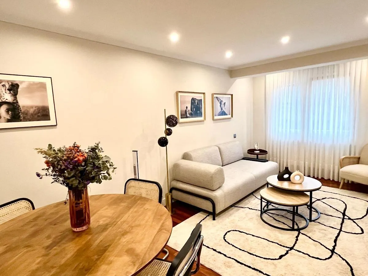 River Deluxe Con Garaje Gratis Bilbau 0*,  Espanha