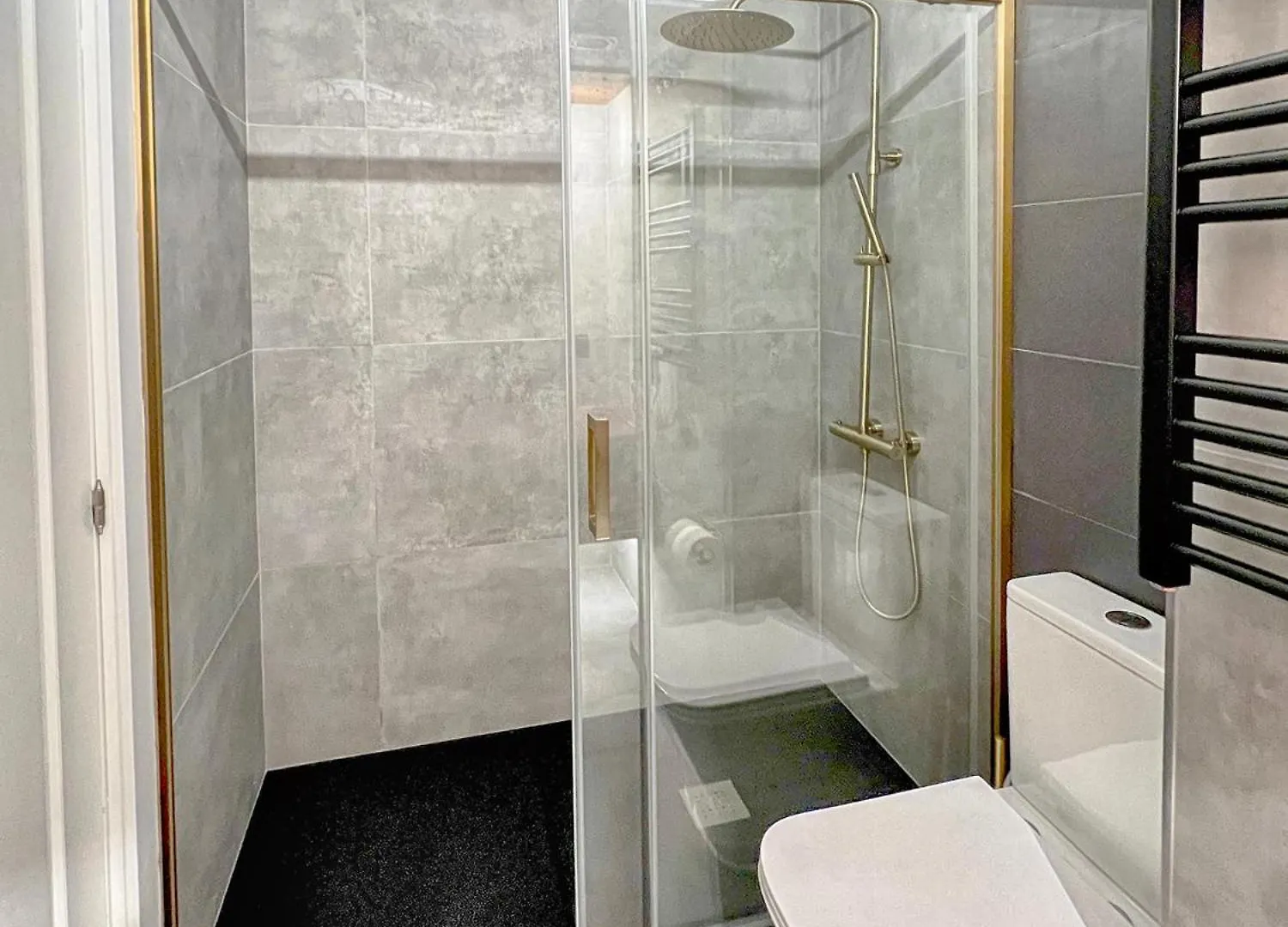 River Deluxe Con Garaje Gratis Bilbau